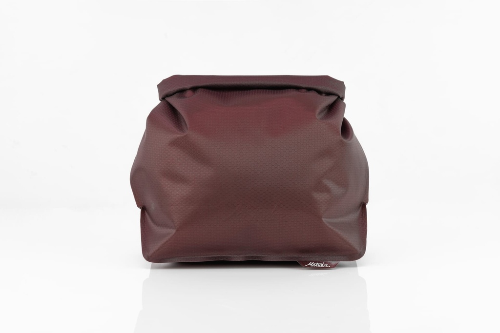 [MATFPC001R] Matador - FlatPak Waterproof Toiletry Case - Garnet Image 