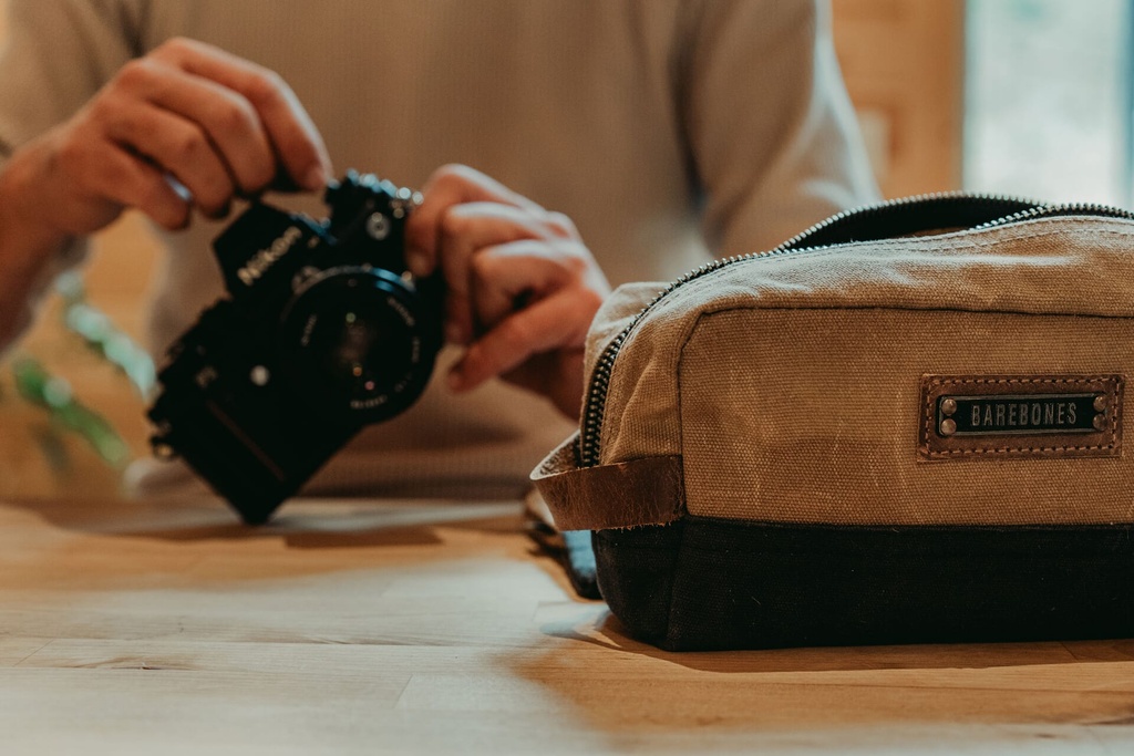 [STC-721] BareBones - Neelum Dopp Kit (Khaki) Image 